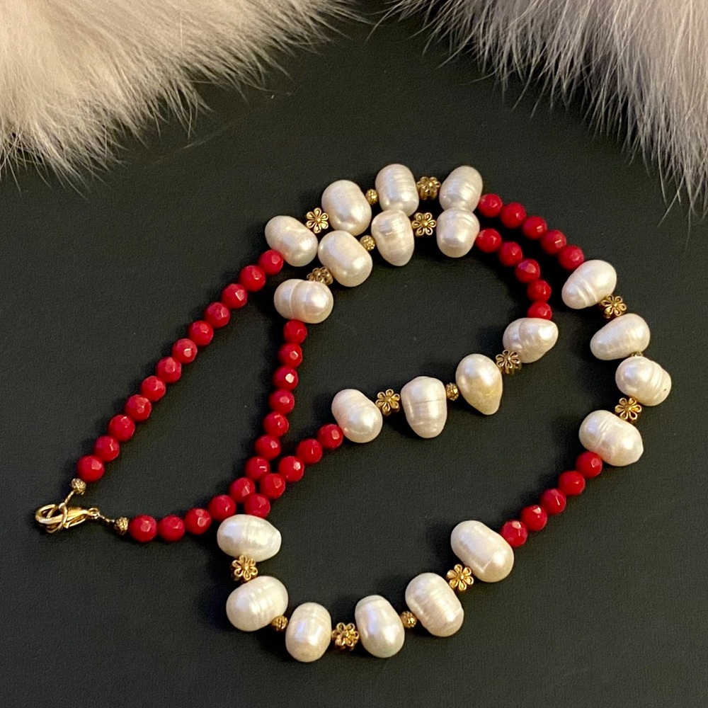 Pearl Necklace. 12.5”